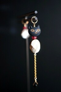 [ hoop for charm ]K14GF495 black cat shell asimeto Lee charm 1 pair / earrings charm * hoop earrings * earrings * pendant 