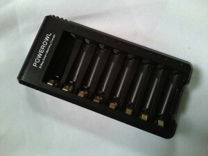 POWEROWL 充電器　ZN825E　／　8　Bay　Smart　Battery　Charger★動作品