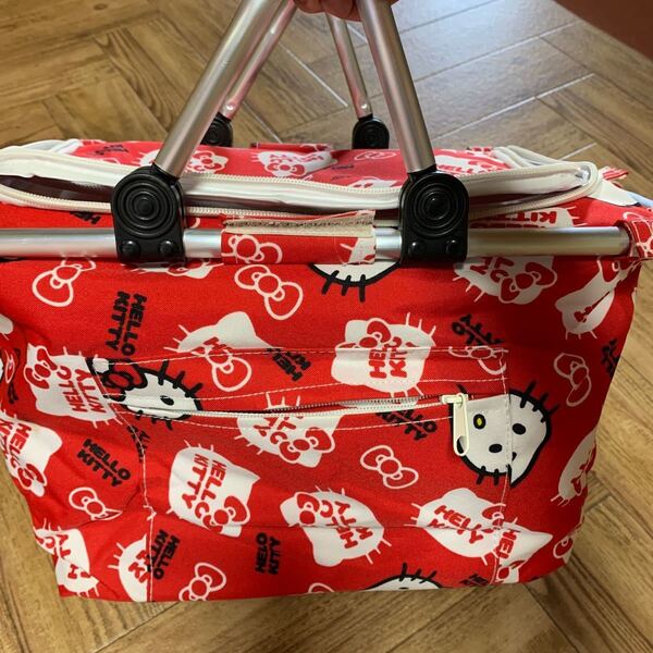 未使用キティ保冷バッグ折りたたみ式