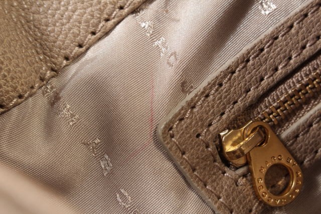 マークバイマークジェイコブス MARC by MARC JACOBS バッグ ショルダー ハンド 2WAY レザー ベージュ /TK レディース マークバイマークジェイコブス MARC by MARC JACOBS バッグ ショルダー ハンド 2WAY レザー ベージュ /TK レディース