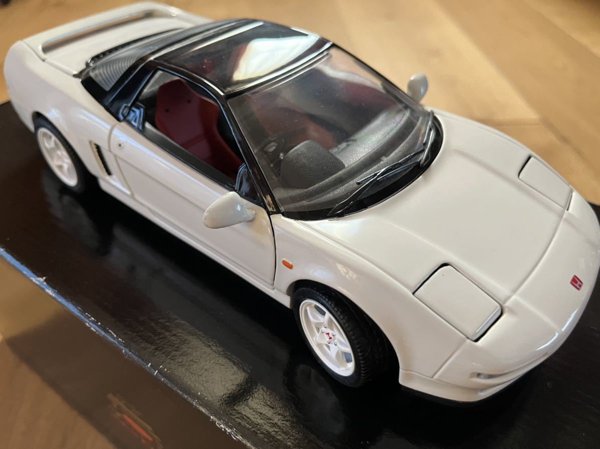 半額】 - 新品未使用品 京商1/18 ホンダ NSX タイプ-SホワイトK08081W