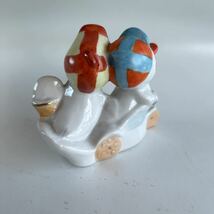 帽子をかぶった2羽の鳥さん　陶器_画像3