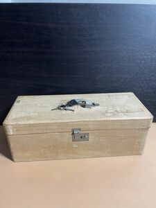 O913.7 昭和レトロ 工具箱 くすり箱 用途色々 木箱 鍵付き 幅約42cm高さ約14.5cm奥行き17cm ヴィンテージ
