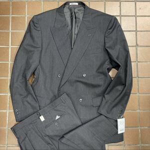 【訳あり】★特大サイズ　ダブルスーツ/サイズ4XL AB9/グレイ系　ピンストライプ/サラサラ生地　ウール100% ノーベンツ　2タック＊穴あき有