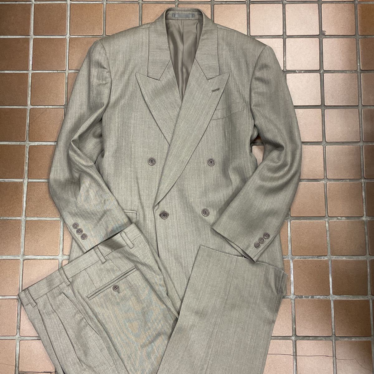 ヤフオク! -「90年代 スーツ」(ファッション) の落札相場・落札価格
