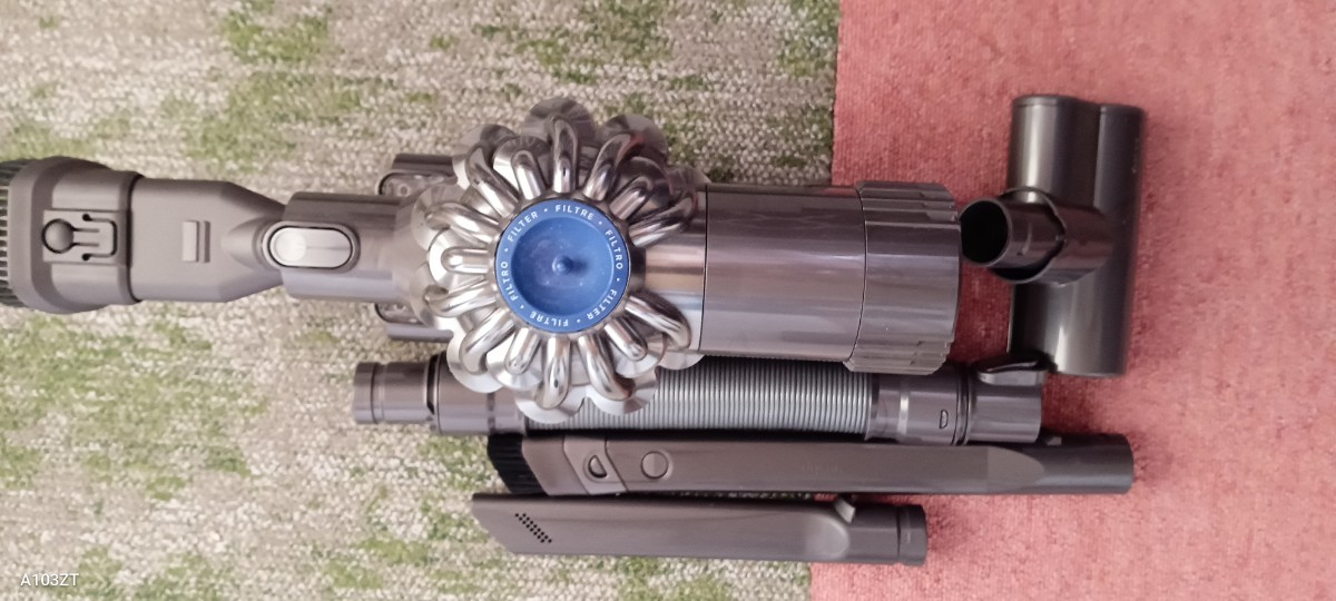 新品入荷 ダイソンコードレス掃除機V11-SV14+スタンド(新品