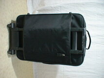 415 Pierre Cardin 黒色 スーツケース　キャリケース　旅行用　ビジネストラベルバック_画像3