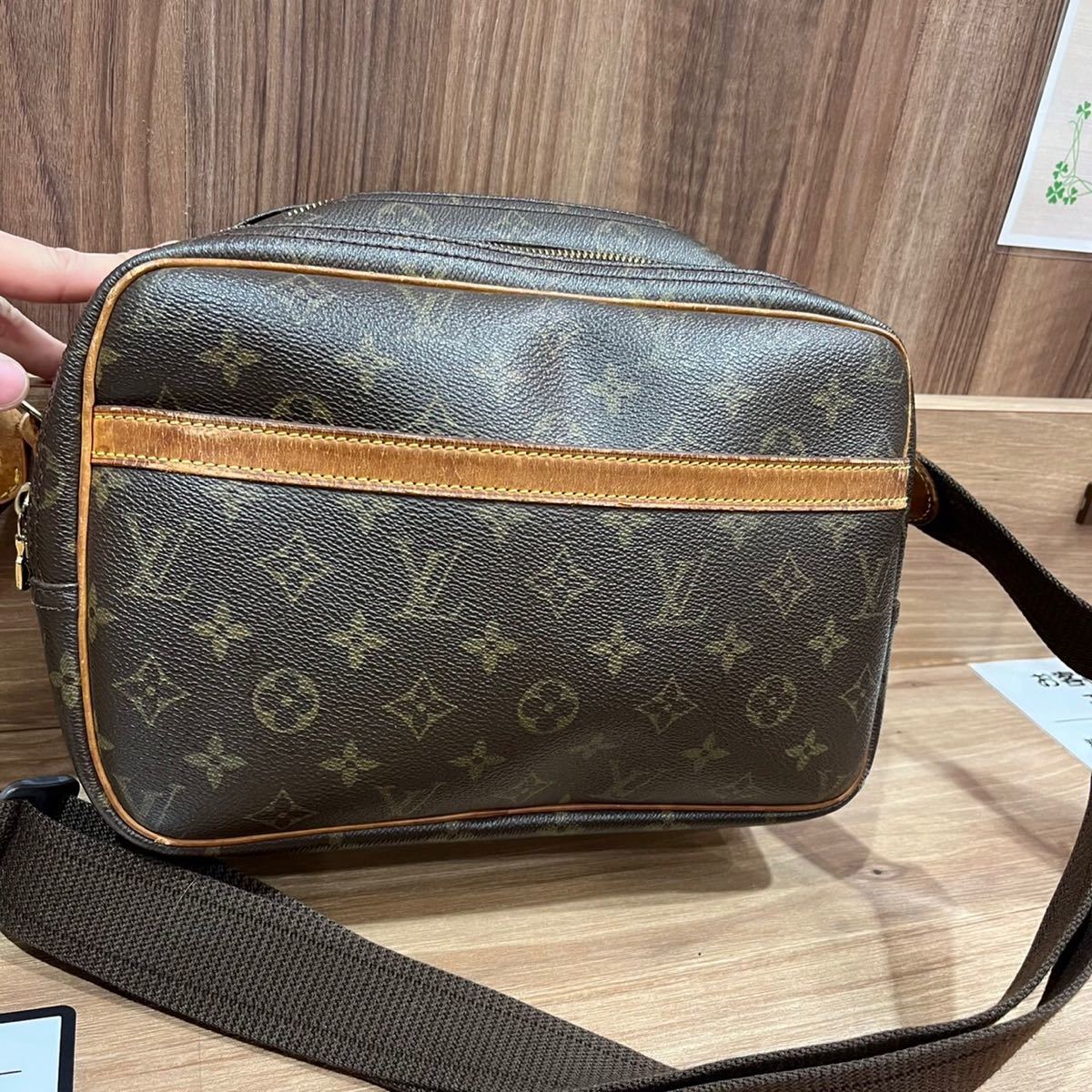 LOUIS VUITTON ルイヴィトン カルトシエール 22 ショルダーバッグ