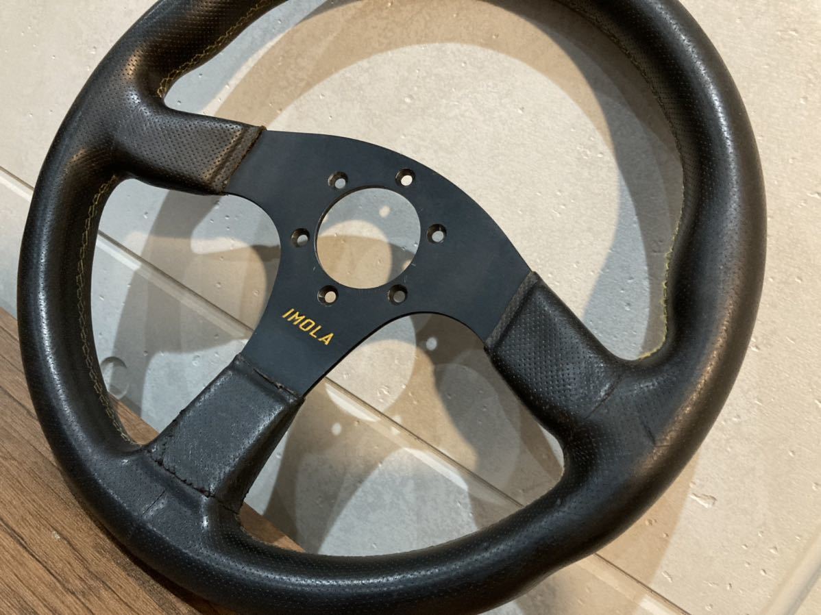 イタルボランテ イモラRS φ350 ステアリング ビス付き MOMO 黒/黄