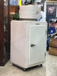 1920~1930 period FRIGECO refrigerator made in France,USA