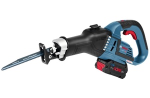 Bosch Professional (ボッシュ) 18V コードレスセーバーソー (8.0Ahバッテリー1個充電器キャリングケース付) GSA18V-32N