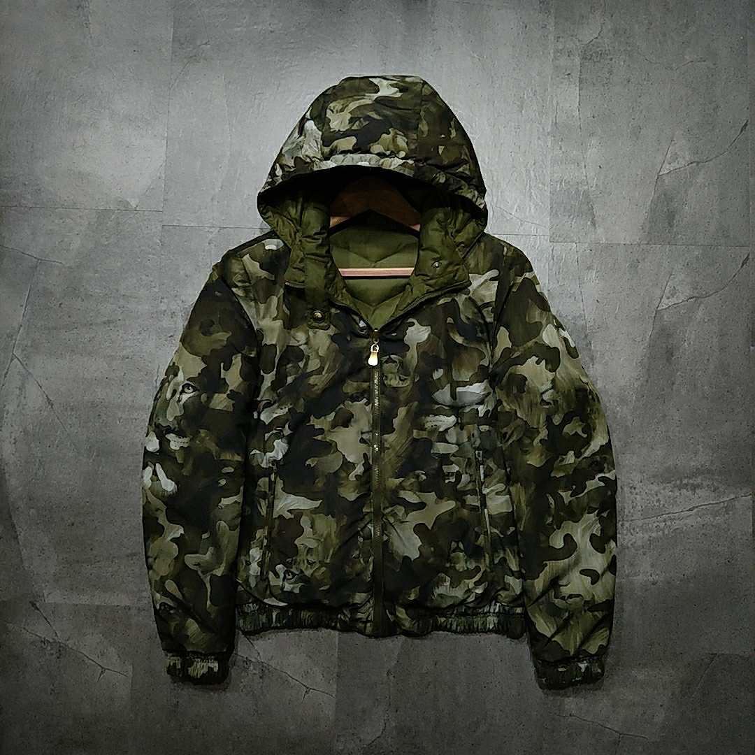 マルチボーダーシリーズ 【新品】VERSACE GRECA NYLON JACKET 52