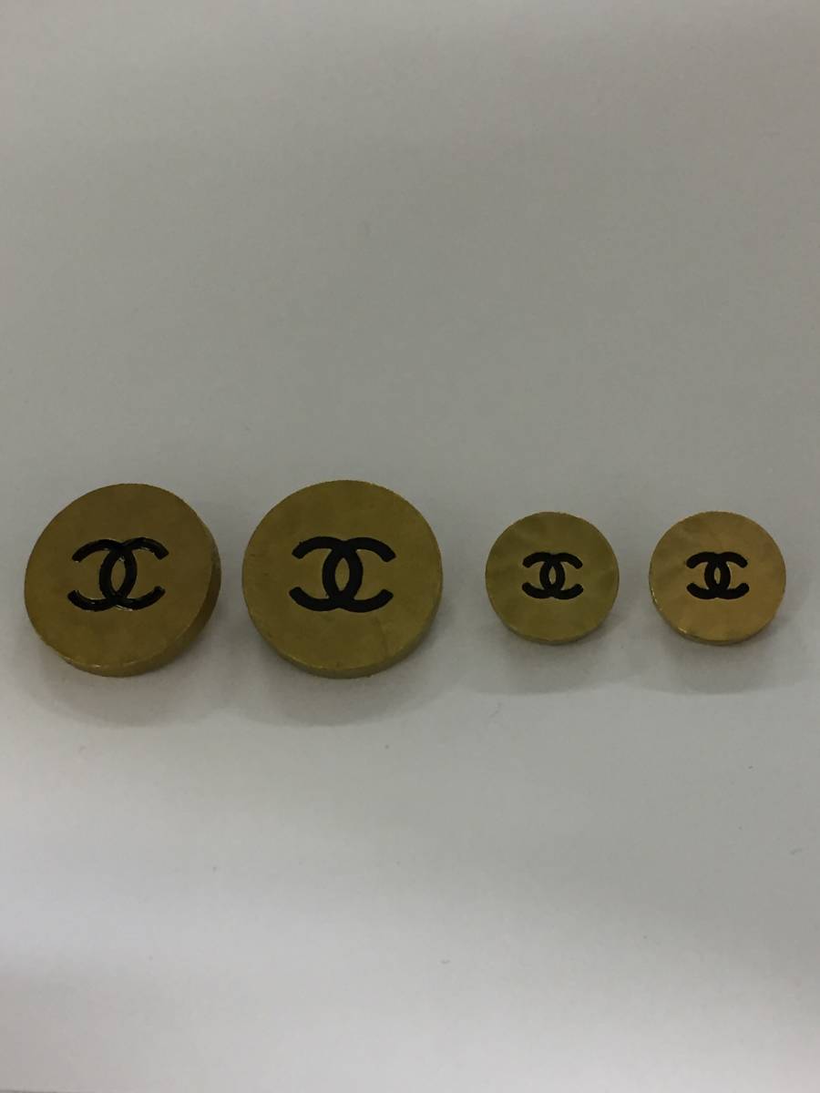 ヤフオク! -「シャネル ボタン セット」(ファッション) の落札相場 ...
