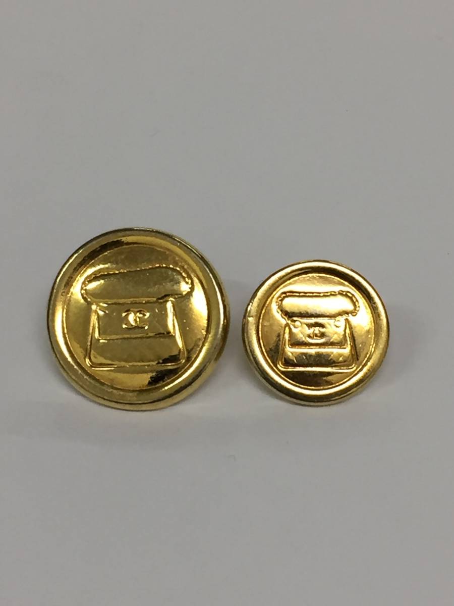 ヤフオク! -「シャネル ボタン セット」(ファッション) の落札相場 ...
