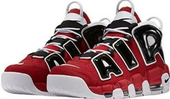 【新品】ナイキ×シュープリームコラボ　AIR　MORE　UPTEMPO　’９６　HOOP　PACK　BULLS　超貴重圧倒的差別化