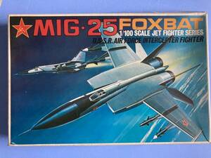 ミグ　MiG-25 フォックスバット　1/100 サニー　　　％SML