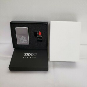 zippo ジッポ HONGKONG 香港　ピンバッチ付　限定ボックス