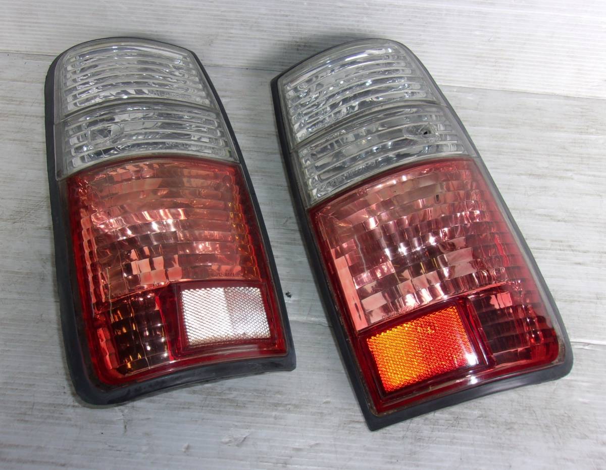 全国宅配無料 LED テールランプ 右 前期 純正タイプ 安心のDEPO製 在庫