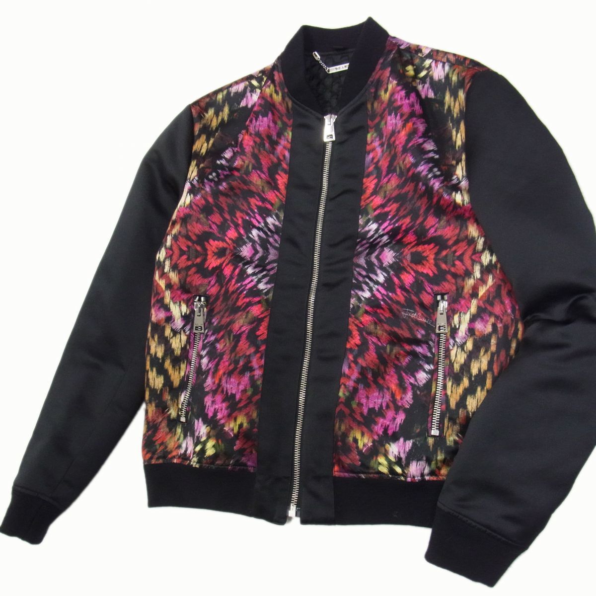 新品未使用タグ付き Just cavalli 中綿入り ボンバーブルゾン 42