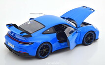 マイスト 1/18 ポルシェ 911 (992) GT3 2022 ブルー 開閉 Maisto 1:18 Porsche 911 (992) GT3 2022 blue 36458Blau_画像2