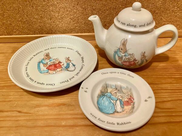 WEDGWOOD ピーターラビット　ポット　お皿