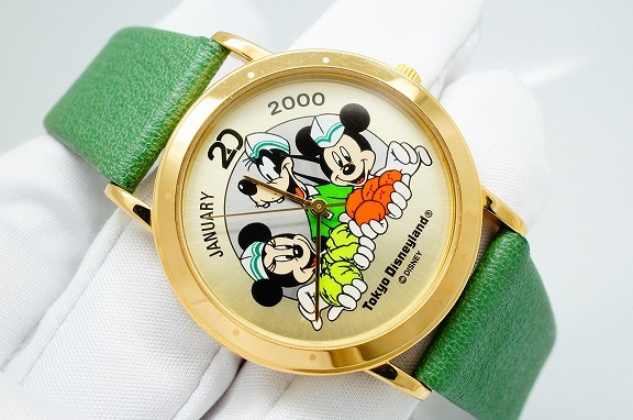 ディズニー ミッキー 腕時計 2000の値段と価格推移は？｜20件の売買 