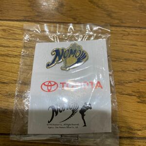 TOYOTA NOMO ピンバッジ　非売品