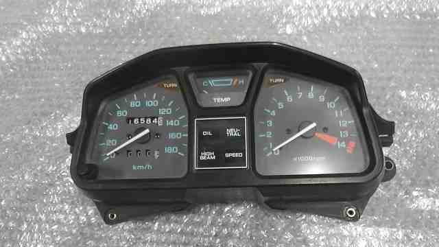 感謝報恩 VT250F 純正メーター 美品 実働外し CBR400F | doppocucina