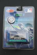 WHITE ROSE COLLECTIBLES ASTROS ミニカー ベージュ 2000' 新品 未開封 1:64 アストロ_画像1