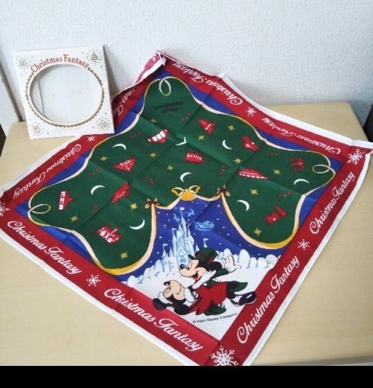 レトロ ディズニーランド クリスマスファンタジー 大判ハンカチ