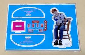 ONEW Japan 1st Concert Tour 2022 Life goes on ゆらゆらアクリルスタンド ライトブルー オニュ オンユ SHINee グッズ ソロコン アクスタ