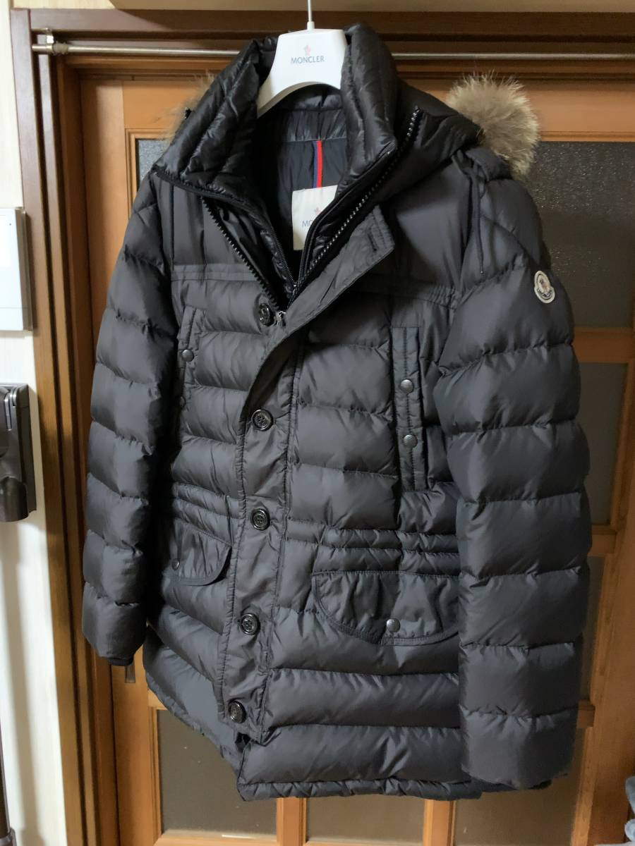 メーカー在庫少、売り切れ時はご容赦ください MONCLER モンクレール