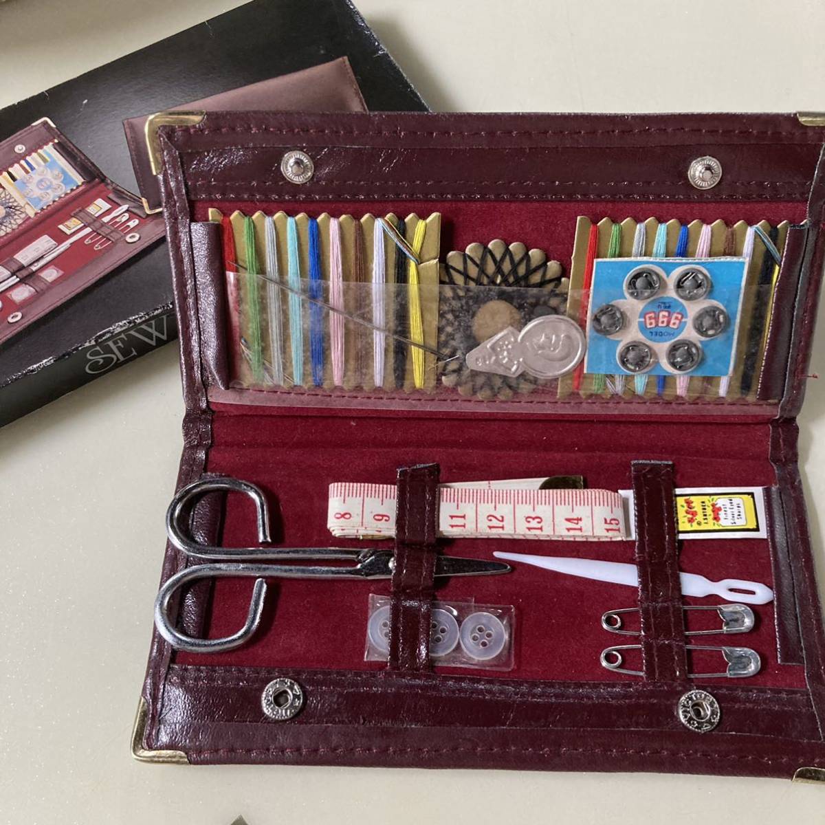 ヤフオク! -「携帯用裁縫セット」(ホビー、カルチャー) の落札相場