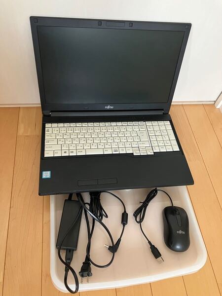 【美品】 富士通ノートパソコン A576/PX office H&B 2016