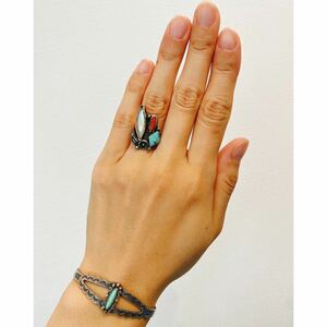  super rare!!VTG NAVAJO 20*s TURQUOISE CORAL MOP SILVER RING USA MADE Vintage Navajo turquoise coral pearl silver ring 11.5 number 