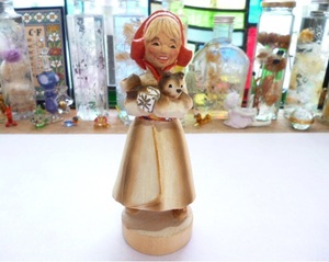 Й ノルウェー ヘンニング 北欧 フォーク木彫り人形 Й HENNING 人形 飾り 木彫り 北欧雑貨