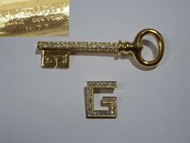 GIVENCHY ブローチの値段と価格推移は?|138件の売買情報を集計した