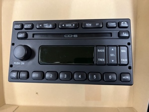 フォード　Ford 　純正　6C7T-18C815-AA　ラジオ　CD　　カーオーディオ