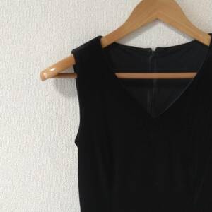 COUP DE CHANCE Coup de Chance camisole One-piece plain V neck bell bed no sleeve knee height lady's size 36 black Oc84