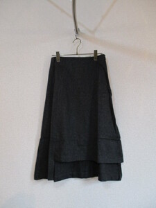 IS Sunao Kuwahara gray flair knees height skirt (USED)102017