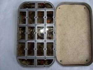 ! ! !　Rare Antique Wheatley Fly Box Over 80 Years Ago For Collectors　! ! !