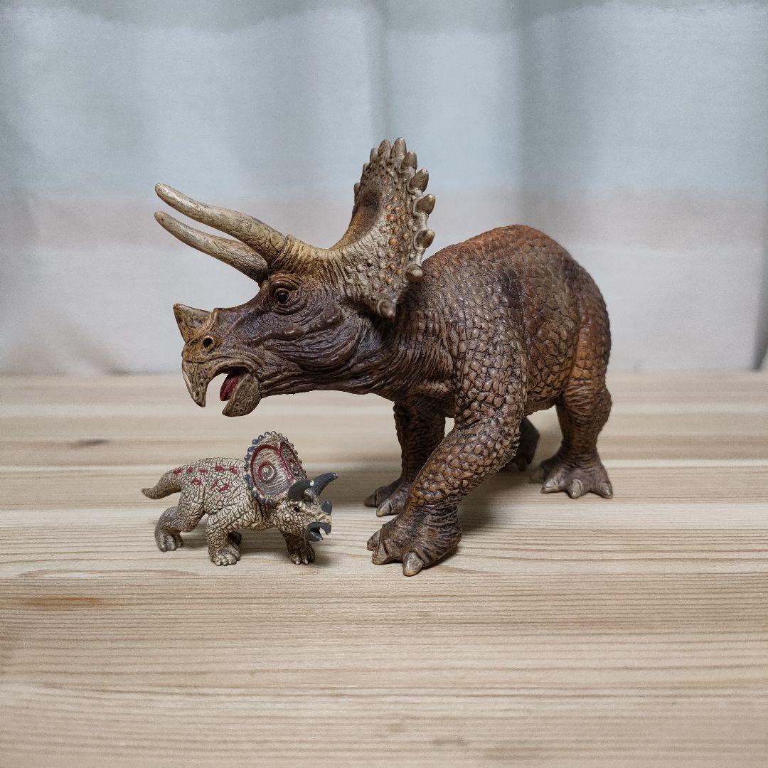 販売正規品 新品☆シュライヒ Schleich 42028 納屋 廃盤 レア www