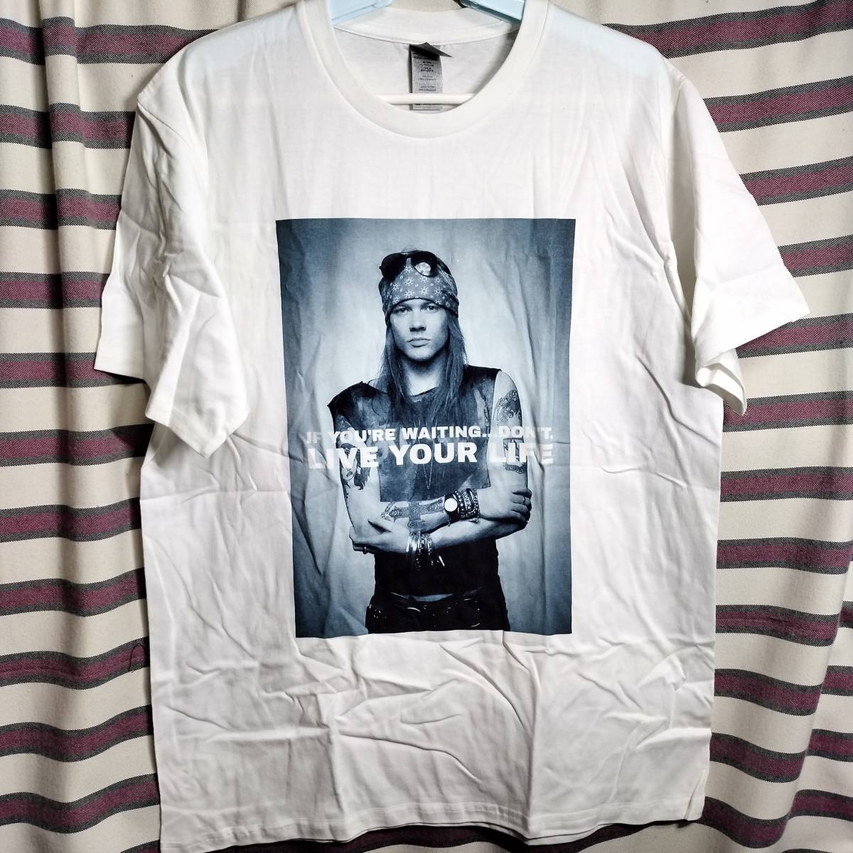 アクセルローズ Tシャツの値段と価格推移は?|11件の売買情報を集計