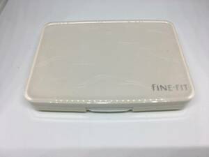 ファインフィット FINE-FIT コンパクトケース　ファンデーションケース