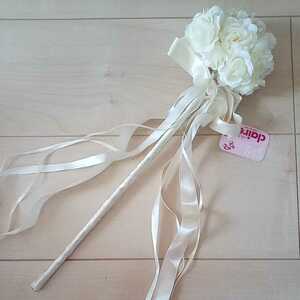  new goods tag attaching . flower flower stick wedding wedding two next . flower objet d'art ornament corsage 