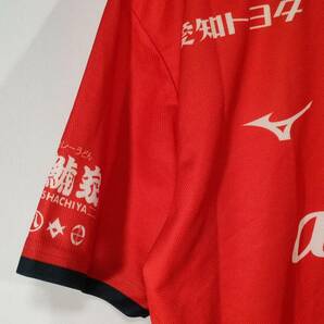 美品 ミズノ mizuno Tシャツ スポーツシャツ 名古屋グランパスエイト 半袖 F レッド オレンジ メンズ レディース 中古 /CNの画像4