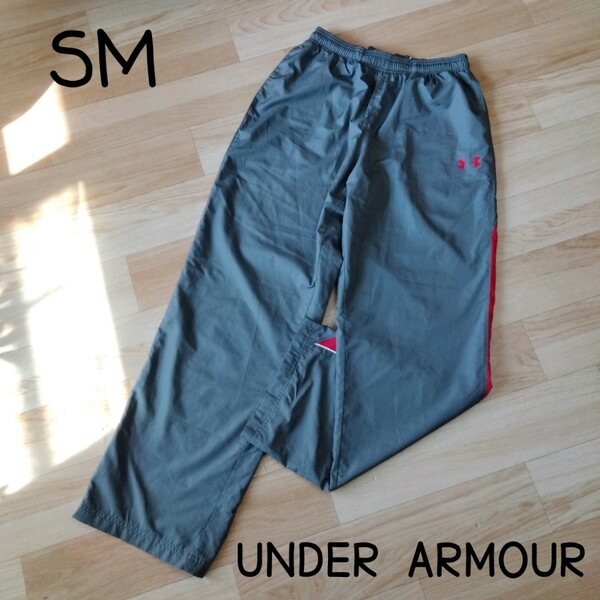 アンダーアーマー　ロングパンツ　長ズボン　ジャージ　サイズSM　グレー　レッド　スポーツ　UNDER ARMOUR#36