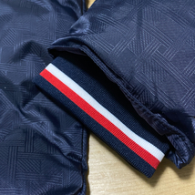 地球に優しいアニマルフリー 【XL】 USA限定 TOMMY HILFIGER トミーヒルフィガー MONOGRAM モノグラム パフジャケット 紺 (R4F-15)_画像5