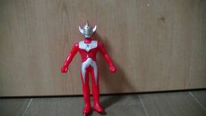  Ultraman Taro sofvi (10 см примерно )
