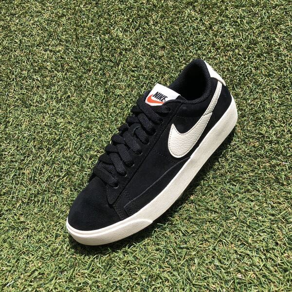 美品23 NIKE BLAZER LOW SD ナイキ ブレザーロー スエード HT236